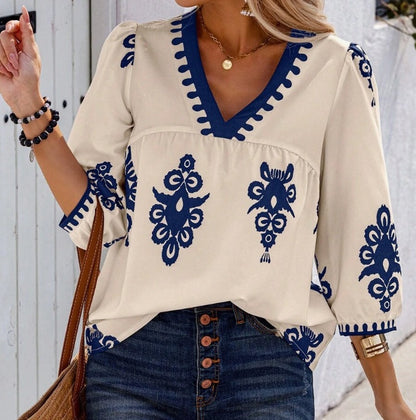 Chemisier Bohème Col V – Motifs Aléatoires pour un Look Estival