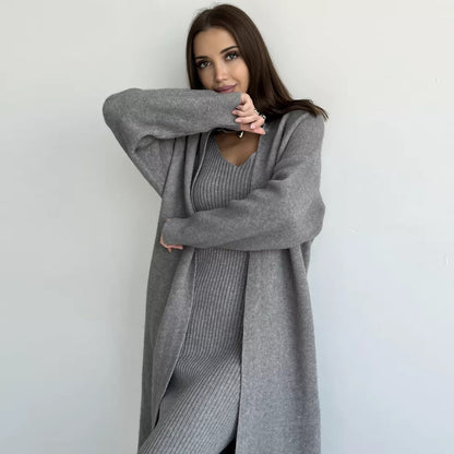 Ensemble Tricoté 2 Pièces – Robe Longue Sans Manches & Gilet Oversize